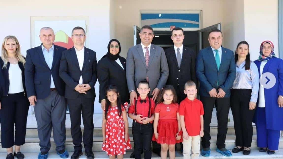 Sayın Valimizden Anaokulumuza Anlamlı Ziyaret